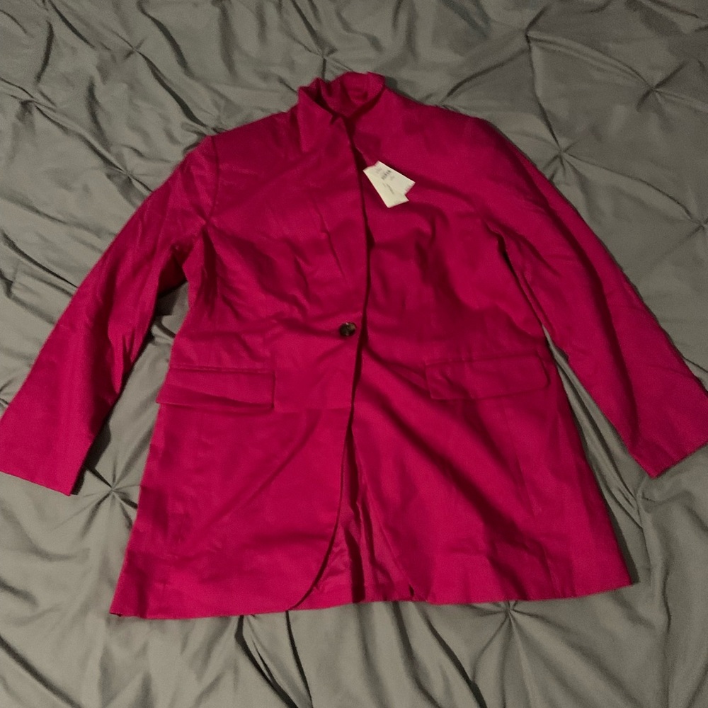 Banana Republic hot pink blazer #blazer
New with tags 
Never worn